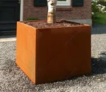 Customized Outdoor Garden Design Planter Box Home Use Flower Pot Decoration