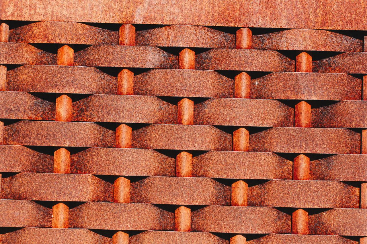 Corten steel fence - Corten Steel Driveway Gate: Buyer Guide for Landscape and Architectural Projects