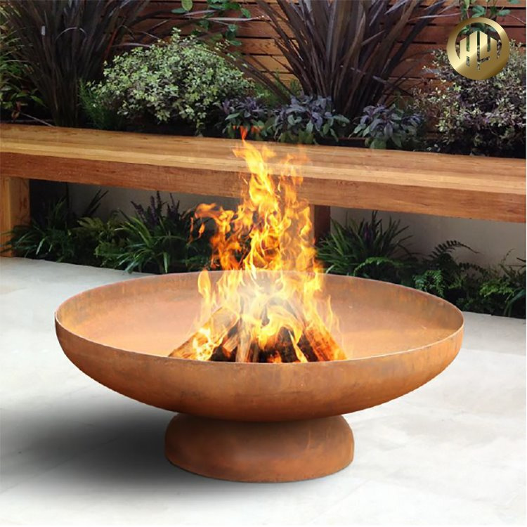 Corten steel fire pit assembly for outdoor heating