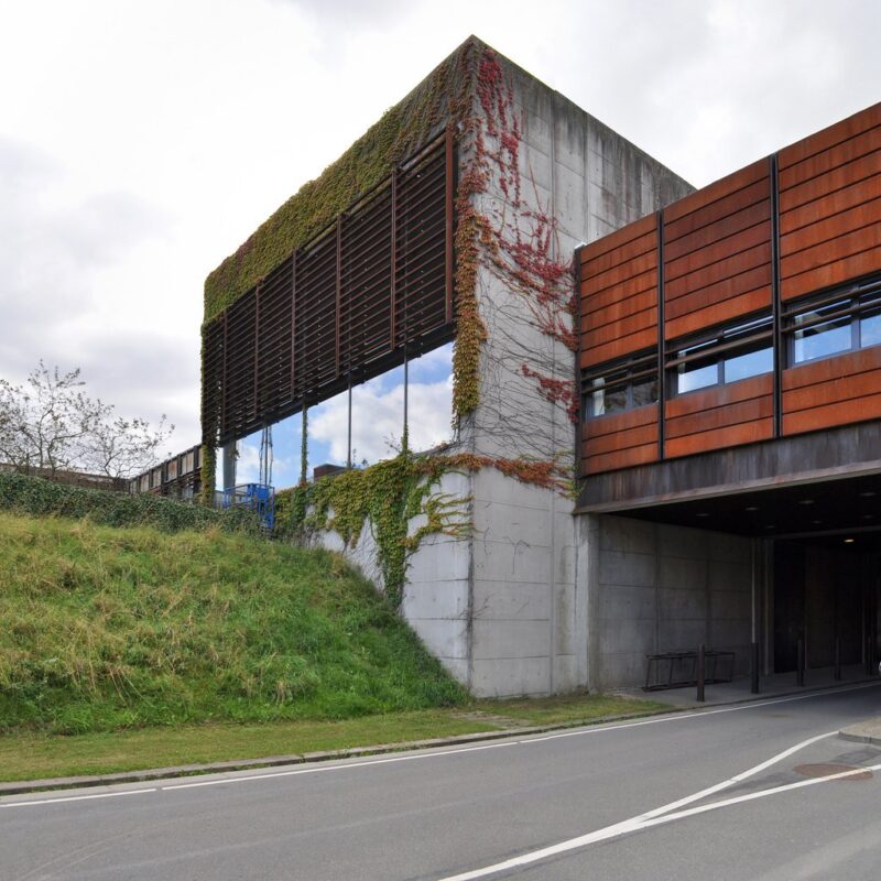 Weathering steel screen and architectural surface reference for Singapore Malaysia privacy screens