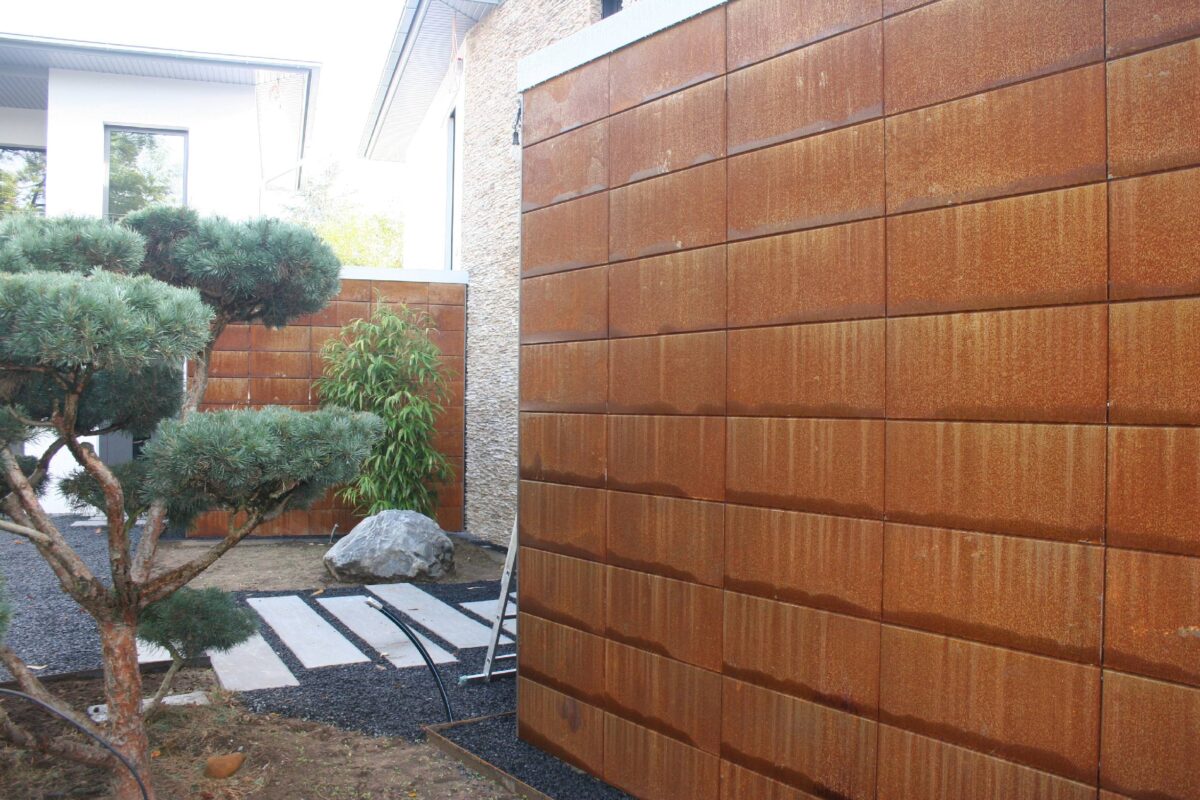 Real corten steel architectural clip on panel system suitable for screen and facade specification