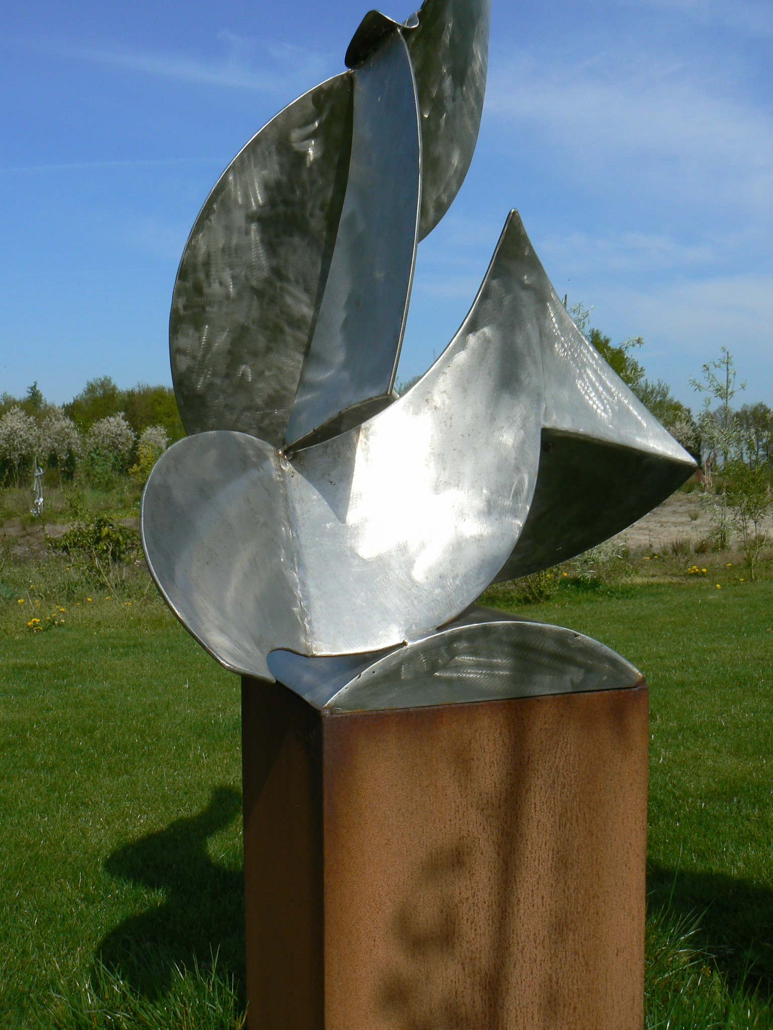 Real weathering steel surface with natural rust patina for landscape edging specification